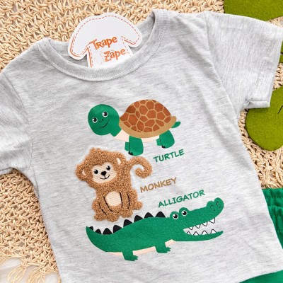 Conj. Camiseta Turtle, Monkey and Alligator e Bermuda - Mescla e Verde
